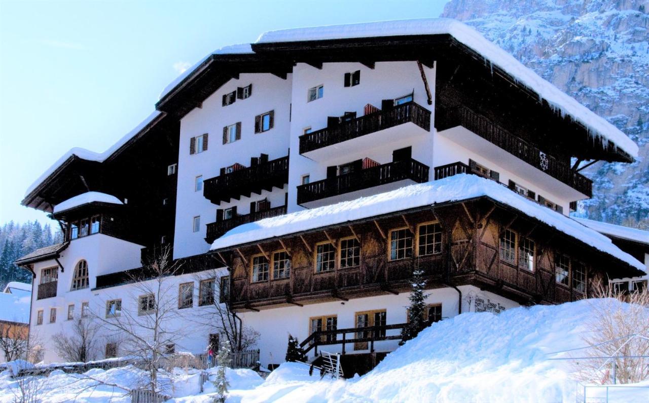 Hotel Dolomiti Ла Вилла Экстерьер фото