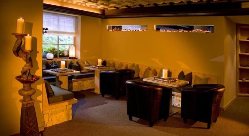 Hotel Dolomiti Ла Вилла Экстерьер фото