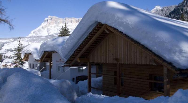 Hotel Dolomiti Ла Вилла Экстерьер фото